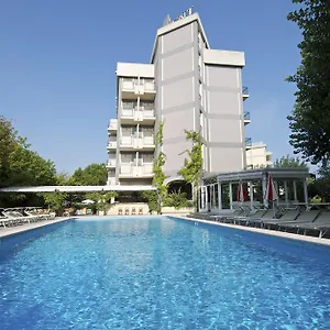 3* Hotel President